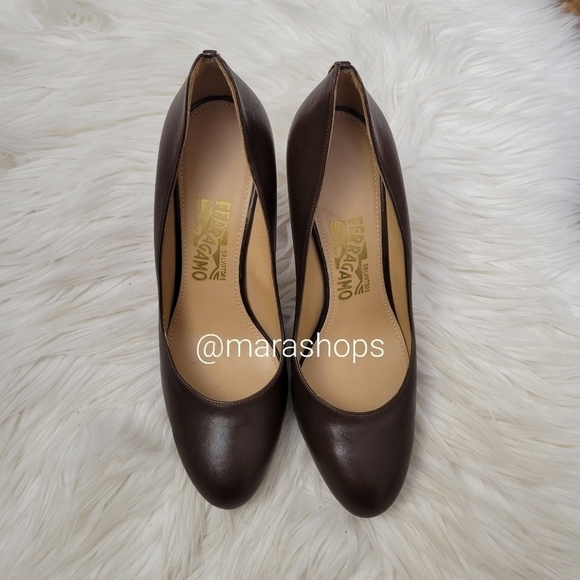 Salvatore Ferragamo Ronda brown pumps - Picture 4 of 8